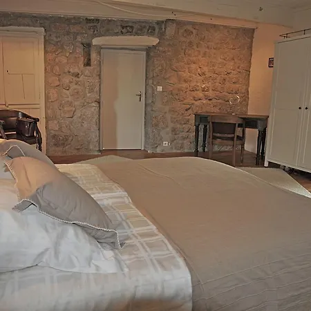 La Peigne Holiday home Arlebosc