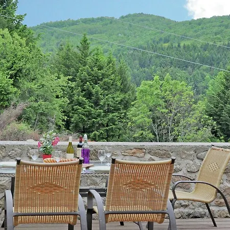 Nyaraló La Peigne Arlebosc